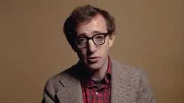 Backdrop to the movie "Annie Hall" #754550