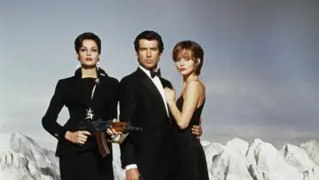 Backdrop to the movie "GoldenEye" #1799353