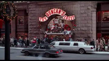 Backdrop to the movie "Home Alone 2: Lost in New York" #566999