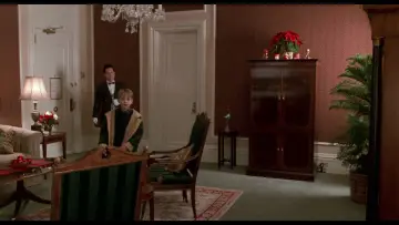 Backdrop to the movie "Home Alone 2: Lost in New York" #567154