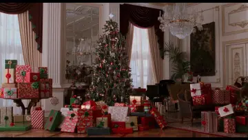 Backdrop to the movie "Home Alone 2: Lost in New York" #567157