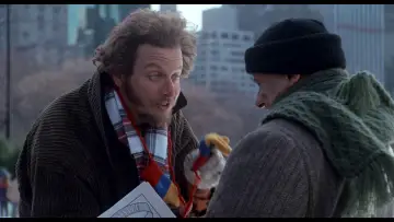 Backdrop to the movie "Home Alone 2: Lost in New York" #567236