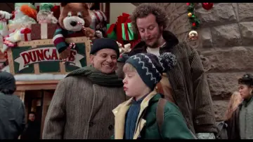 Backdrop to the movie "Home Alone 2: Lost in New York" #567276