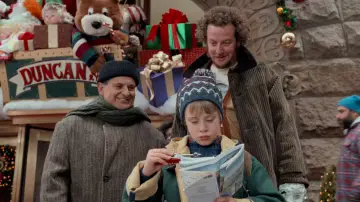 Backdrop to the movie "Home Alone 2: Lost in New York" #567473