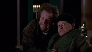 Backdrop to the movie "Home Alone 2: Lost in New York" #567502