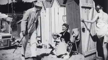 Backdrop to the movie "Monsieur Hulot