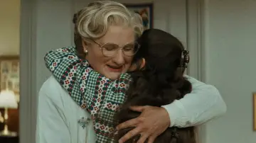 Backdrop to the movie "Mrs. Doubtfire" #1724030