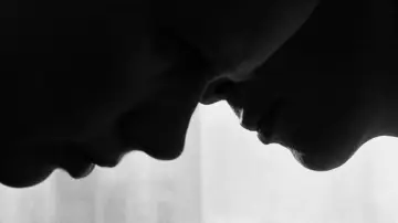 Backdrop to the movie "Persona" #705324