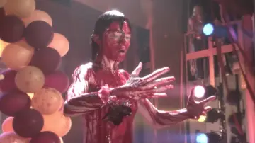 Backdrop to the movie "Carrie" #877359