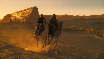 Backdrop to the movie "Sahara" #806257