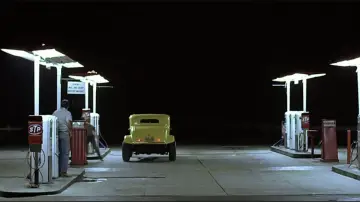 Backdrop to the movie "American Graffiti" #1582717