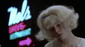 Backdrop to the movie "American Graffiti" #1582718