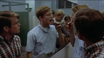 Backdrop to the movie "American Graffiti" #1582726