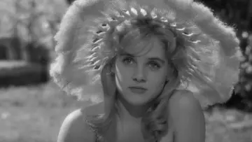 Backdrop to the movie "Lolita" #673085