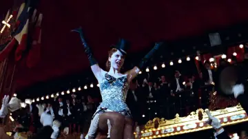 Backdrop to the movie "Moulin Rouge!" #802171