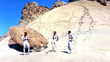 Backdrop to the movie "Planet of the Apes" #1893640