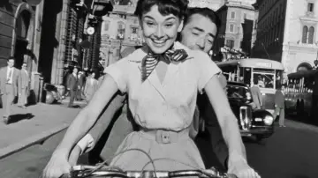 Backdrop to the movie "Roman Holiday" #183745