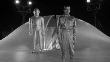 Backdrop to the movie "The Day the Earth Stood Still" #919442