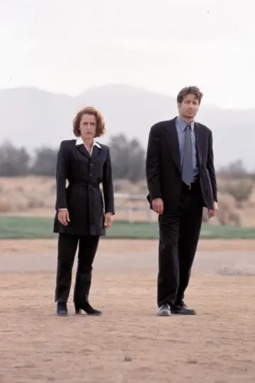 Poster to the movie "The X-Files" #853313