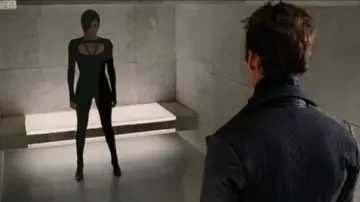 Backdrop to the movie "Æon Flux" #1799653