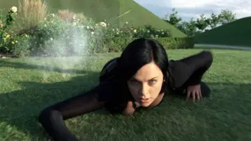 Backdrop to the movie "Æon Flux" #1799662