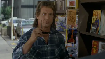 Backdrop to the movie "They Live" #915960