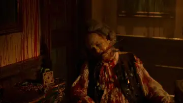 Backdrop to the movie "Hellraiser: Bloodline" #1201933
