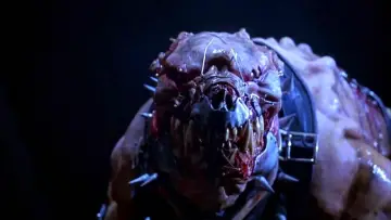 Backdrop to the movie "Hellraiser: Bloodline" #622049