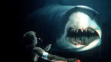 Backdrop to the movie "Deep Blue Sea" #683483