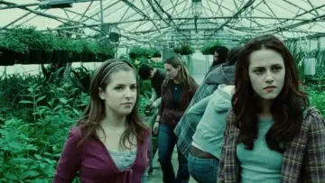 Backdrop to the movie "Twilight" #795895