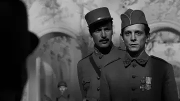 Backdrop to the movie "Paths of Glory" #1725415