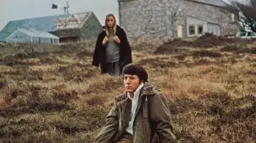 Backdrop to the movie "Straw Dogs" #727544