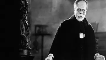 Backdrop to the movie "The Phantom of the Opera" #242082