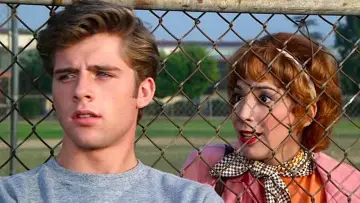 Backdrop to the movie "Grease 2" #939679