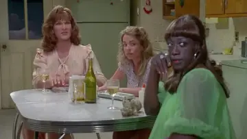 Backdrop to the movie "To Wong Foo, Thanks for Everything! Julie Newmar" #1629554