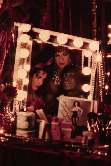 Poster to the movie "To Wong Foo, Thanks for Everything! Julie Newmar" #1862411