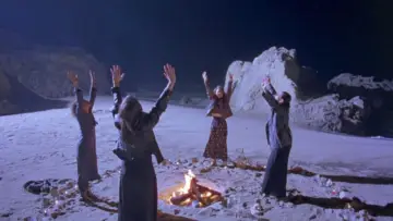 Backdrop to the movie "The Craft" #843584