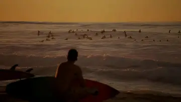 Backdrop to the movie "Blue Crush" #1631075