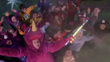 Backdrop to the movie "Death to Smoochy" #1025529