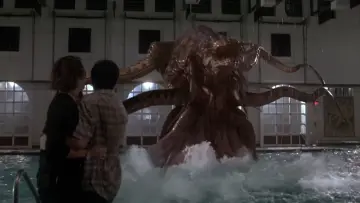 Backdrop to the movie "The Faculty" #1198634