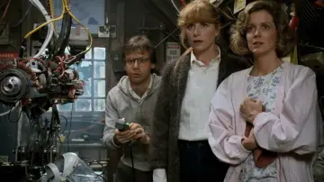 Backdrop to the movie "Honey, I Shrunk the Kids" #1531887