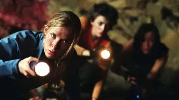 Backdrop to the movie "The Descent" #532003