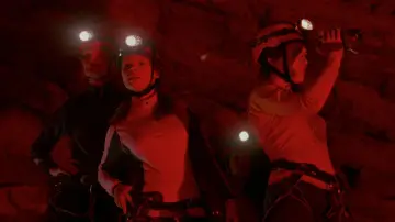 Backdrop to the movie "The Descent" #532030