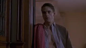 Backdrop to the movie "Dead Ringers" #898181