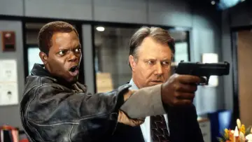 Backdrop to the movie "The Negotiator" #1827261