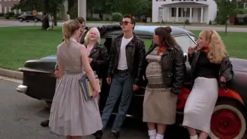 Backdrop to the movie "Cry-Baby" #1307726