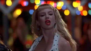 Backdrop to the movie "Cry-Baby" #944303