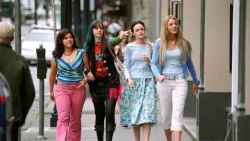 Backdrop to the movie "The Sisterhood of the Traveling Pants" #1808043