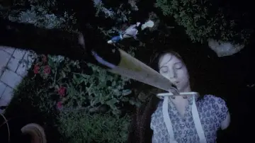 Backdrop to the movie "Ginger Snaps" #858922