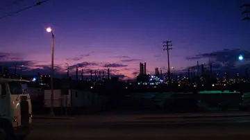 Backdrop to the movie "To Live and Die in L.A." #942989